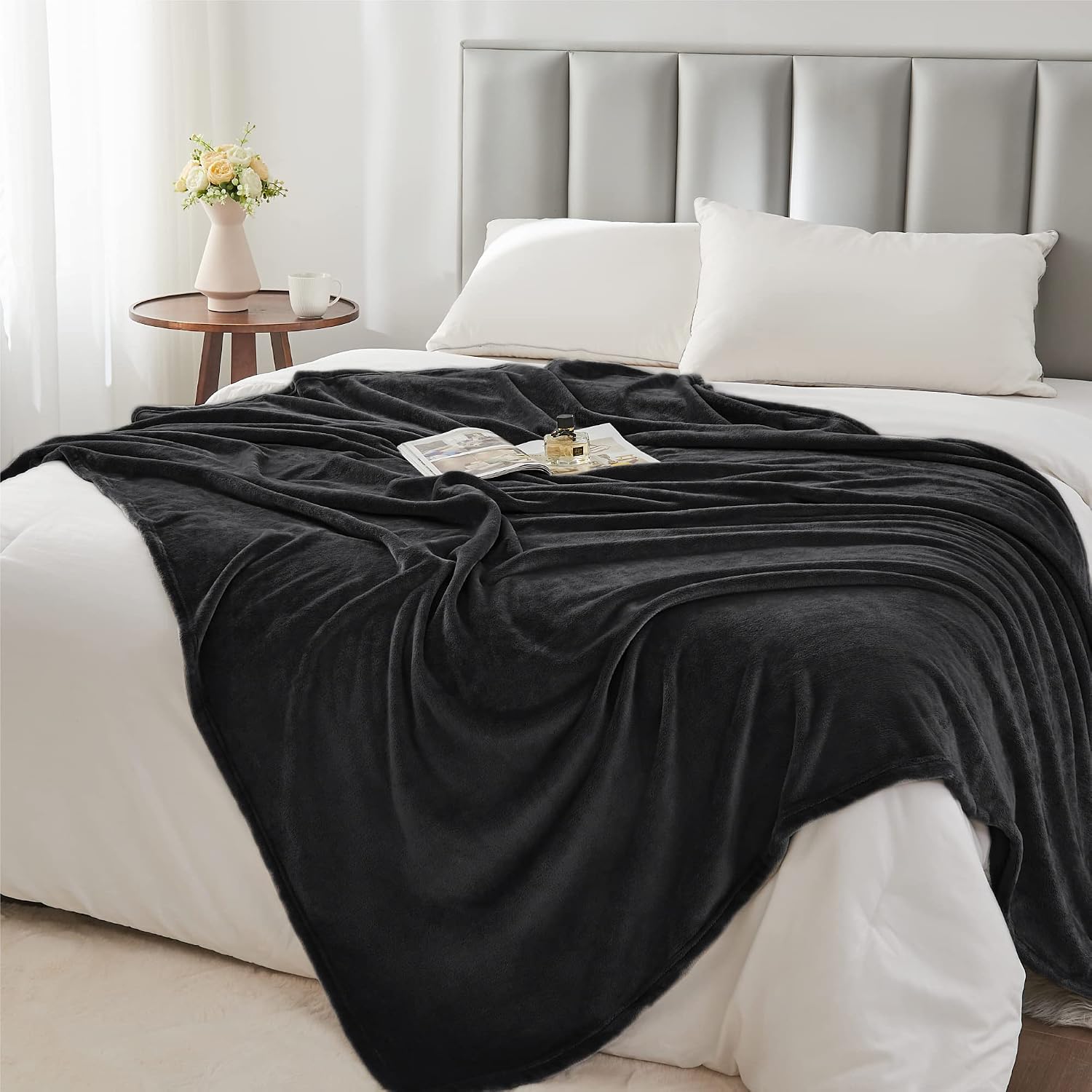 BEDELITE Fleece Blanket Soft Plush Throw for Couch Black 50"x60" - Image 6